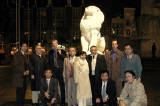 23-Oct-2001 22:50 - Amsterdam - Japan dinner: Group photo in Dam Square