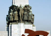 23-Apr-2004 09:14
Brussels
Brussels - War Memorial