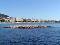 12-Oct-2002 12:52
Cannes
The waterfront hotels