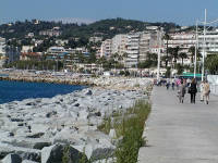 12-Oct-2002 13:29
Cannes
The waterfront